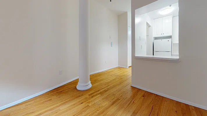 Rented by Bond New York | media 11