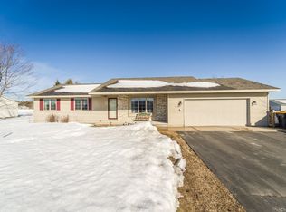 7107 Brehm St, Weston, WI 54476