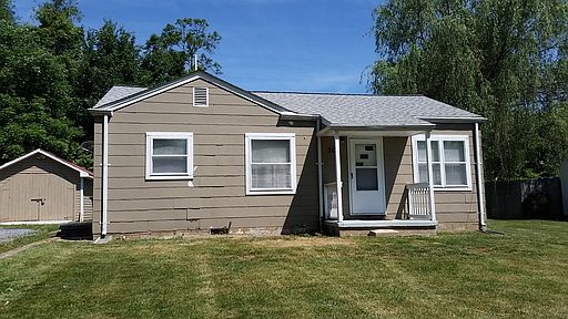 1st image of 302 Cliffside Dr