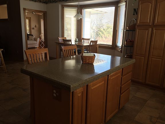 Large Granite Island 