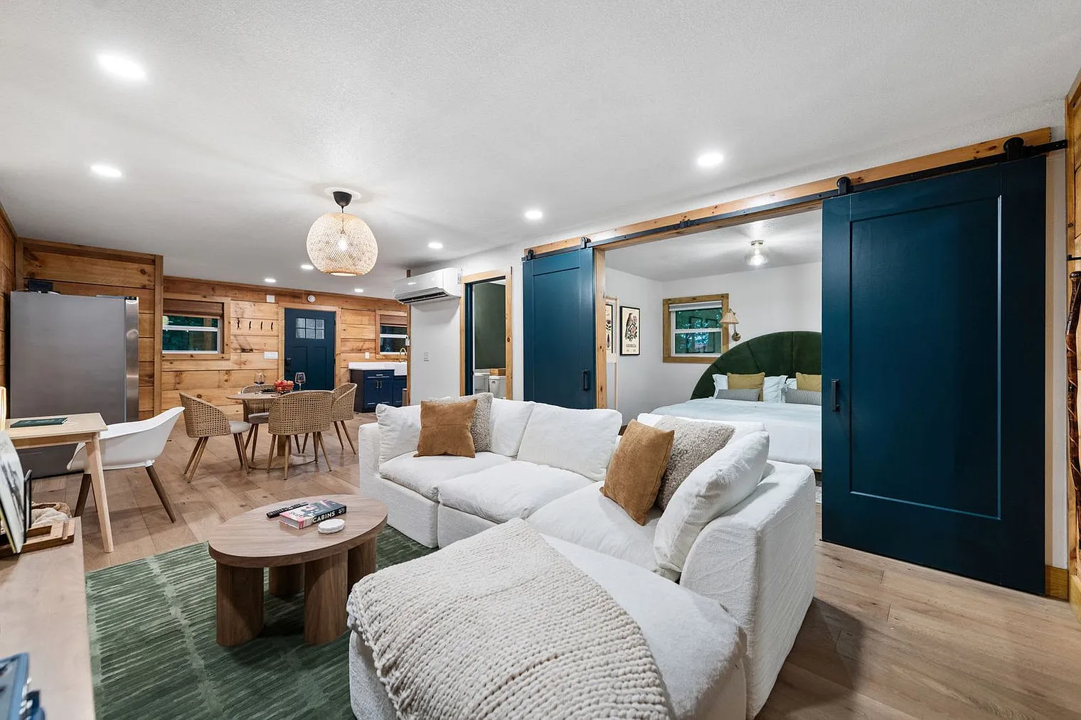 1 bed, 1.0 bath, $3,096 — Photo 4