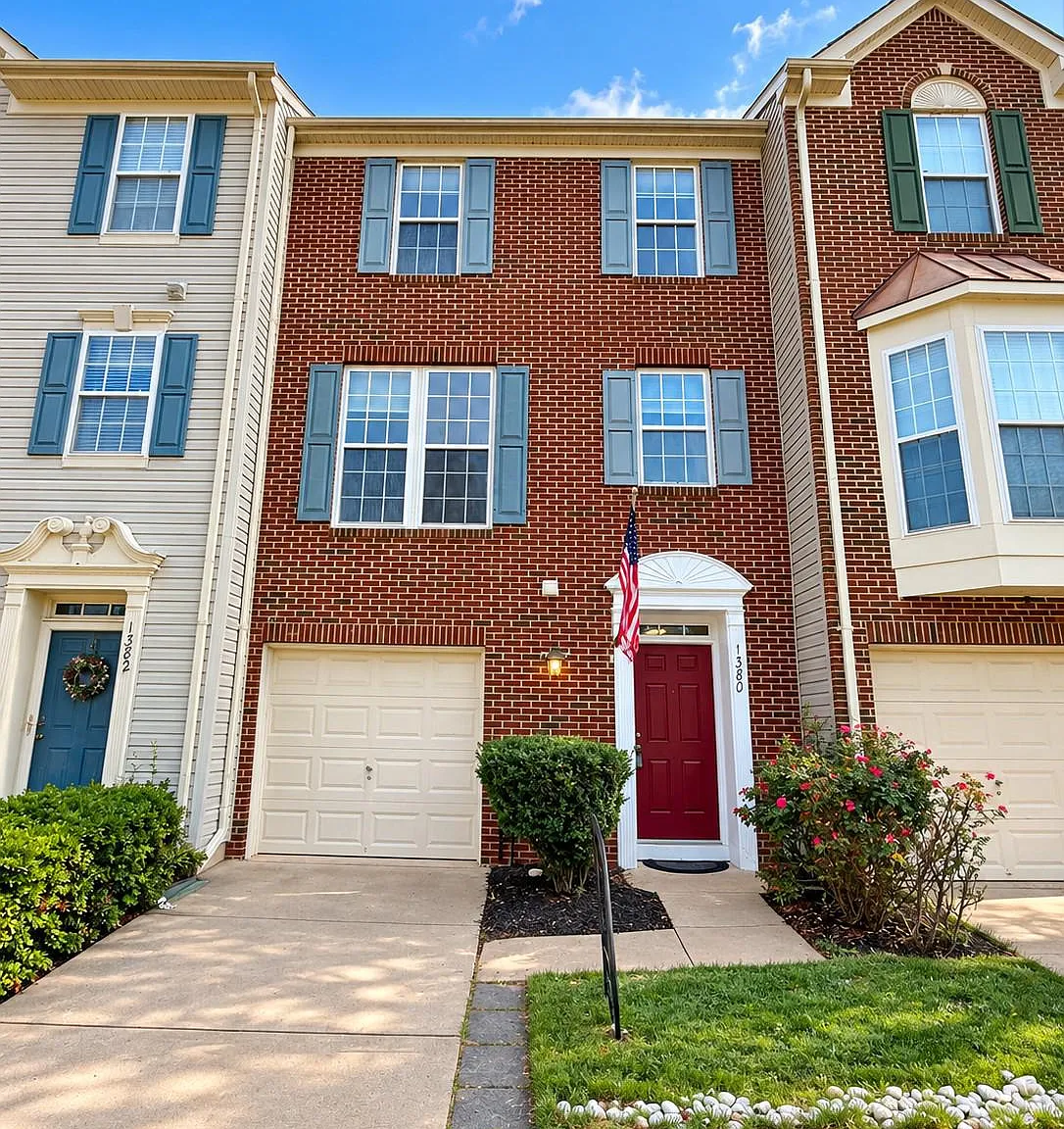 3 bed, 3.5 bath, 2110 sqft, $2,950 — Photo 2