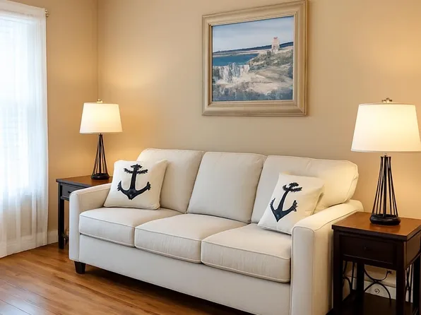 6832 Sandtrap Dr APT 1, Fort Myers, FL 33919