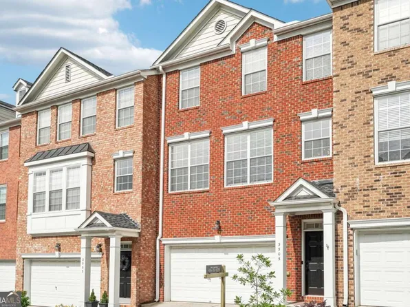 3505 Chattahoochee Summit Ln SE, Atlanta, GA 30339