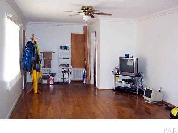3rd image of 8751 Stockdale Ave #0