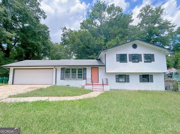 2756 Brook Dr, Morrow, GA 30260