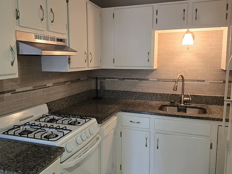 4430 Post Rd #D57 — Photo 10
