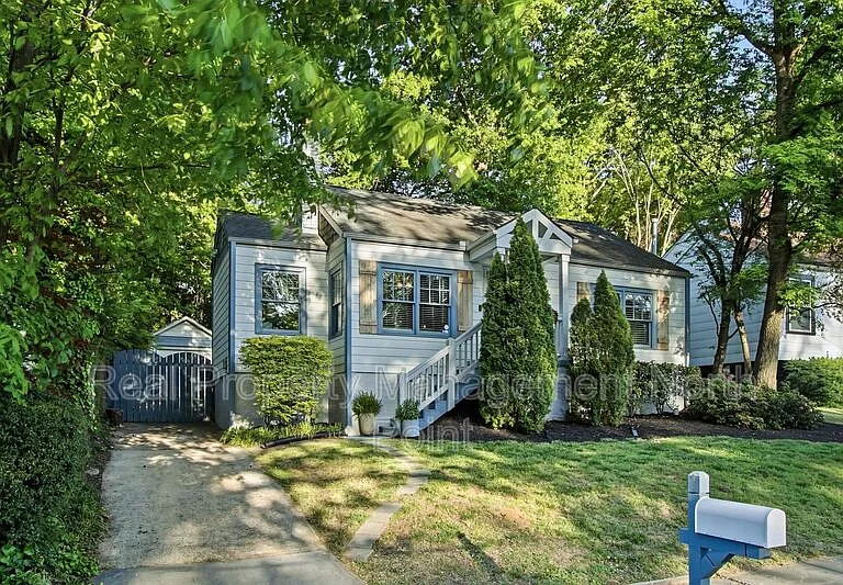 1189 Atlantic Dr NW — Photo 1
