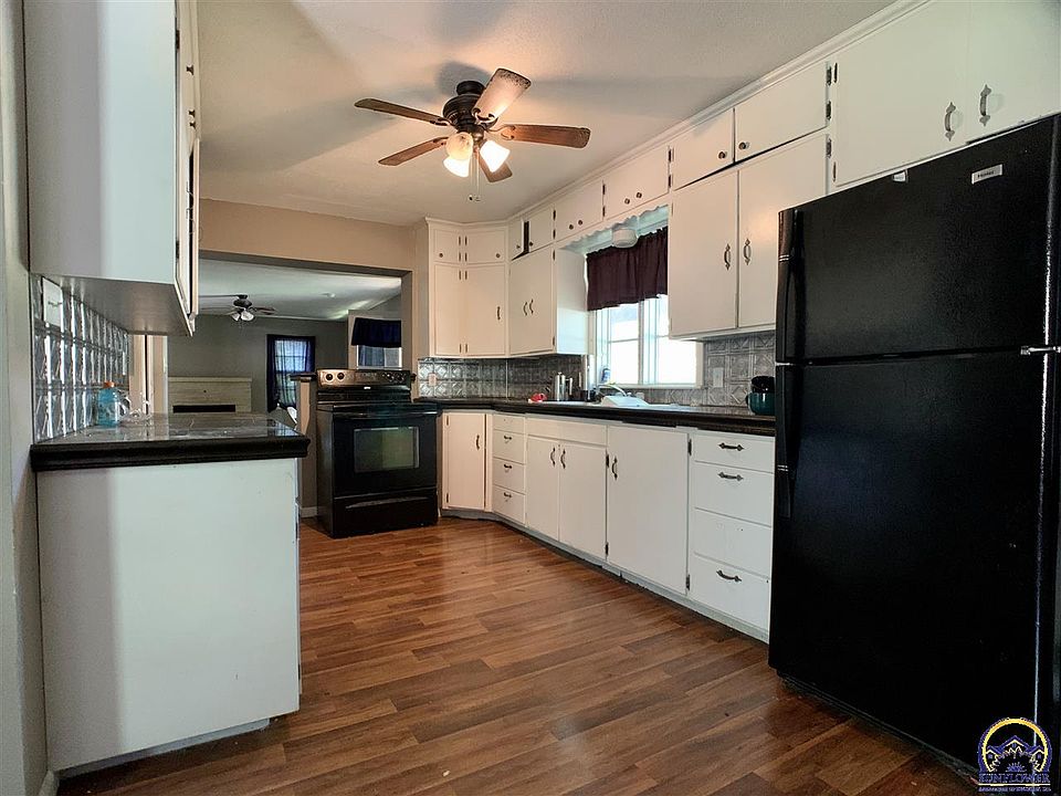 2nd image of 3002 SE Indiana Ave