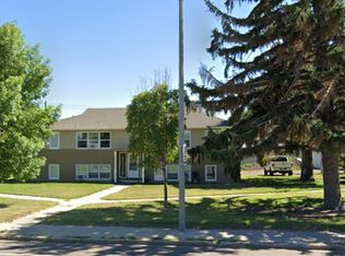 413 18th St W APT 3, Williston, ND 58801