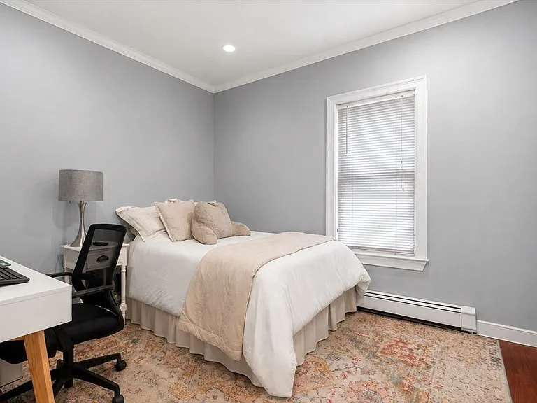 159 M St #3 — Photo 10