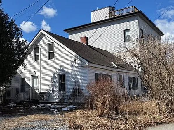 123 Mill St, Orono, ME 04473