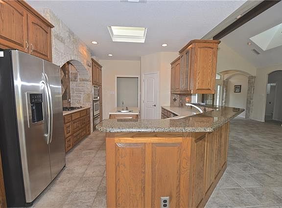 2nd image of 2005 W Emerald Bend Ct