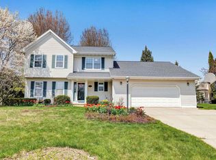 2880 Newcastle Ave, Green Bay, WI 54313