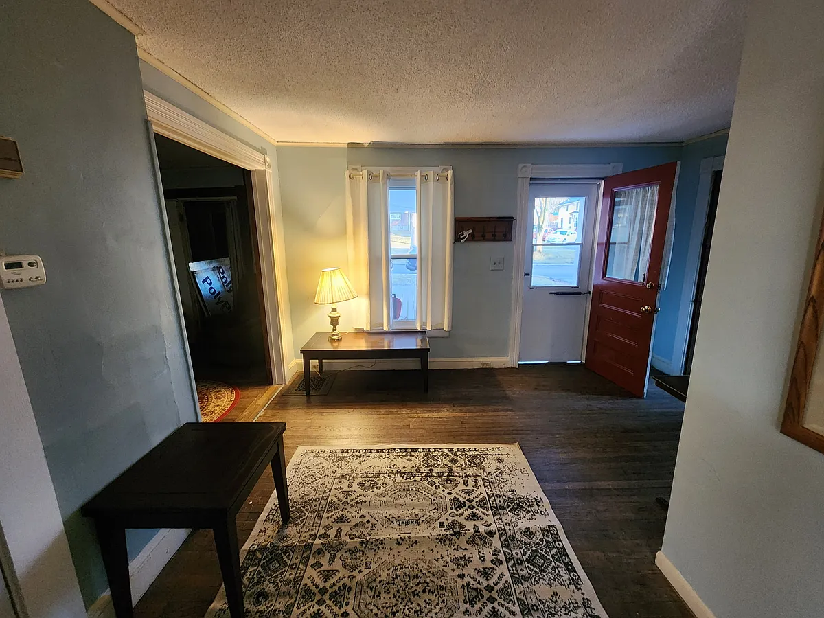 Building Photo - 50 2nd St #1