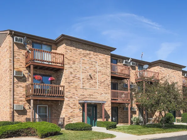 1324 N Geneva Dr Unit 3B, Palatine, IL 60074