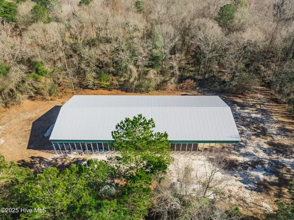 265 Country Club Drive, Wallace, NC 28466