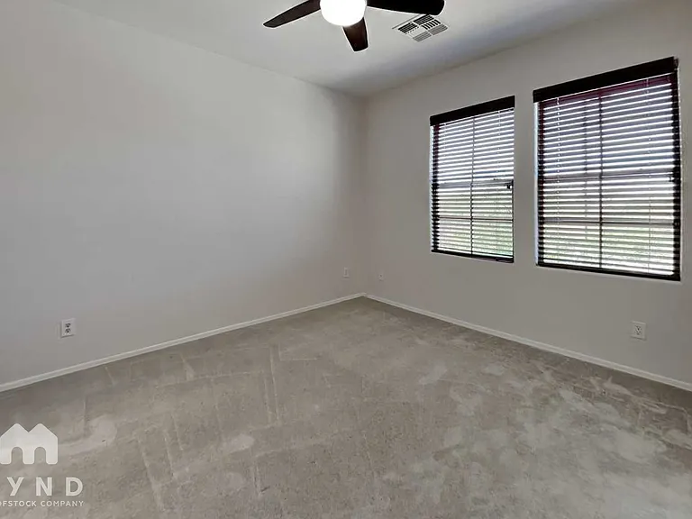 2433 W Horsetail Trl — Photo 21