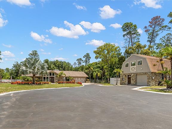 2nd image of 2950 Eagles Nest Dr