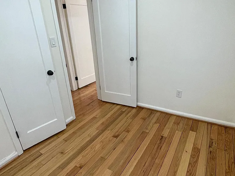 2924 Marshall St — Photo 30