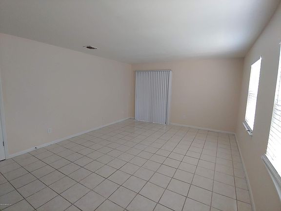 4th image of 1032 Assisi Ln