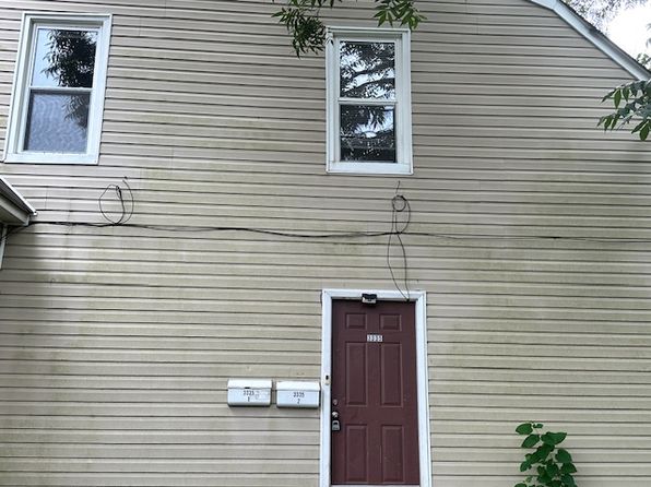 3335 Clark Cir FLOOR 2