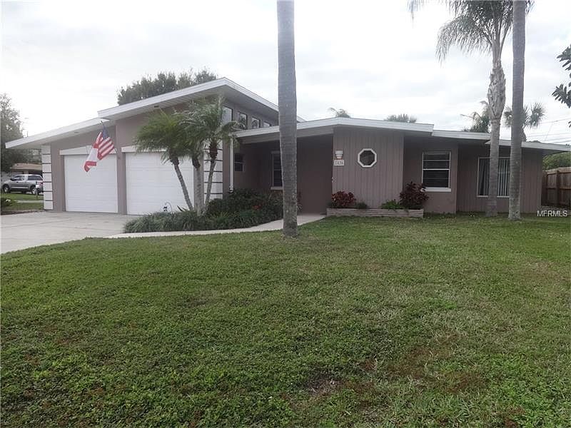 1st image of 2436 Baywood Dr E