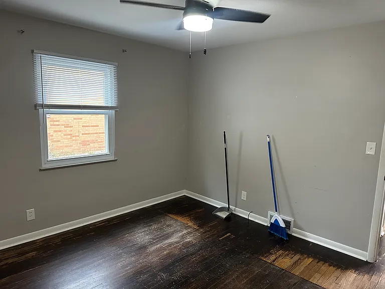 1725 Liberty Dr #1725 — Photo 17
