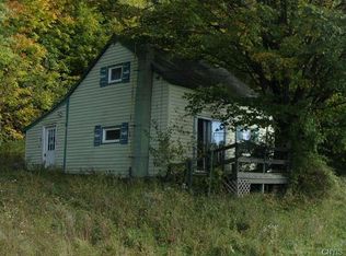 19 Wheat Hill Dr, Lacona, NY 13083