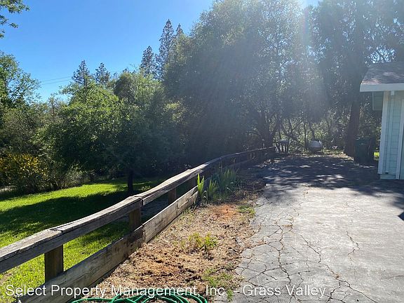 3rd image of 13320 Devin Ln