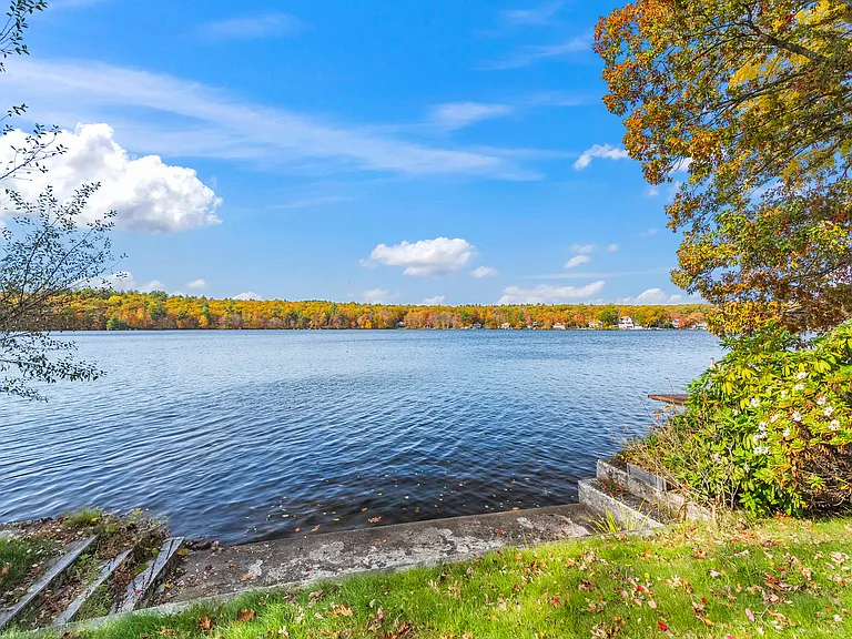23 Waterfront Ln — Photo 4