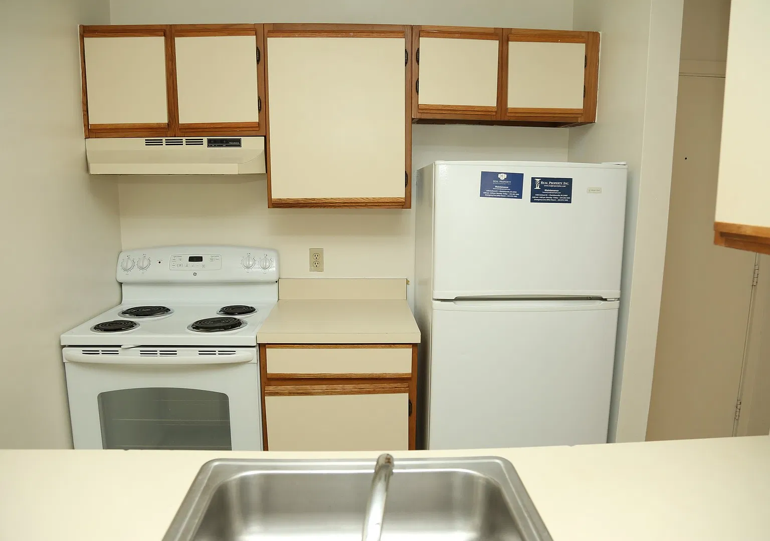 1513 Virginia Ave — Photo 4