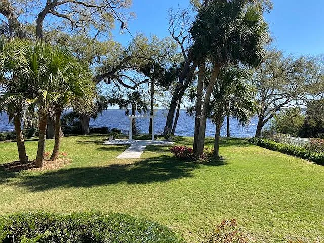 1 bed, 400 sqft, $950 — Photo 3