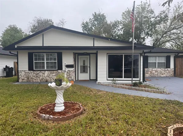 1318 Sulphur St, Houston, TX 77034