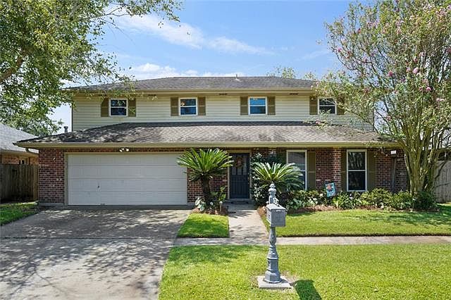 1st image of 49 Brittany Dr