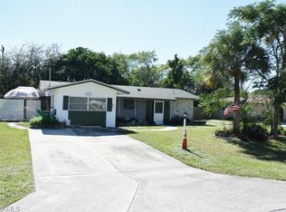 4272 19th Pl SW, Naples, FL 34116