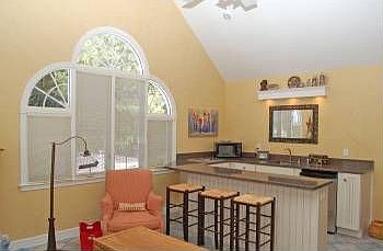 5th image of 9 Cranberry Dr