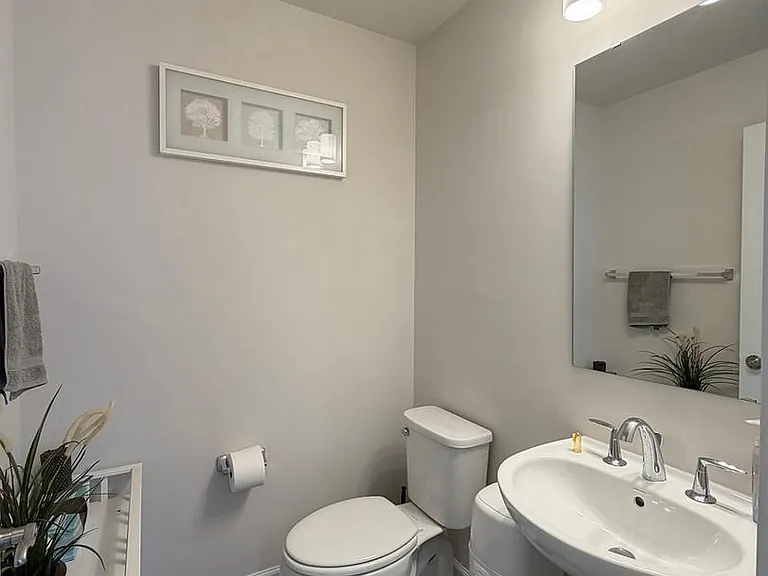10802 Foxtrot Cir — Photo 18