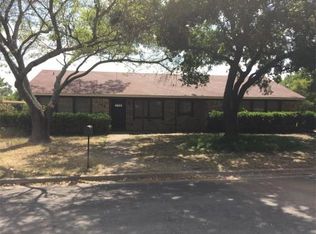 349 Oakwood Ln, Hewitt, TX 76643
