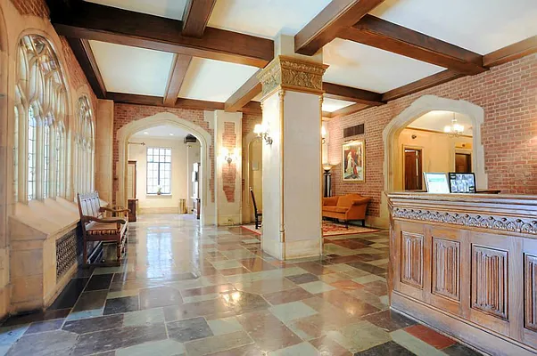 Rented by Compass | media 20