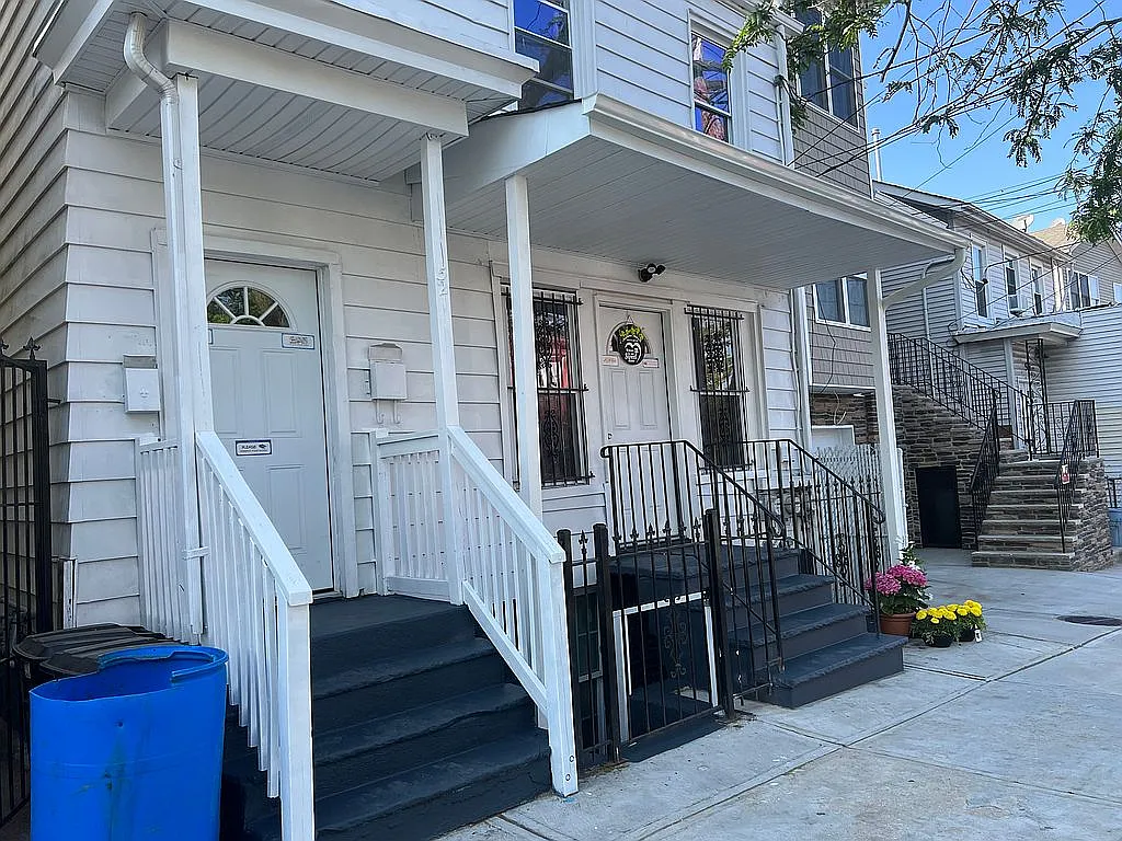 521 Union Ave photo 1