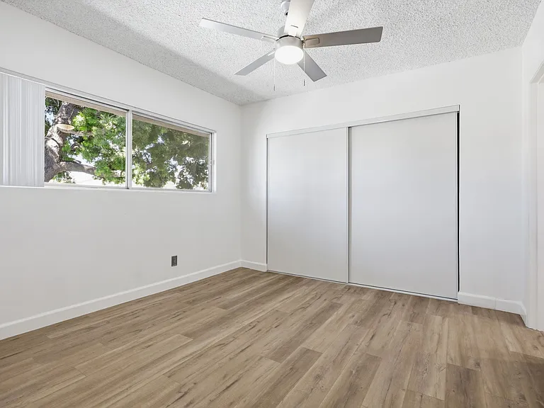 540 W Channel Islands Blvd #5 — Photo 23
