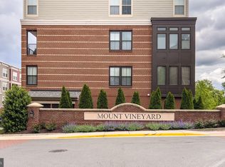 3985 Norton Pl #106, Fairfax, VA 22031