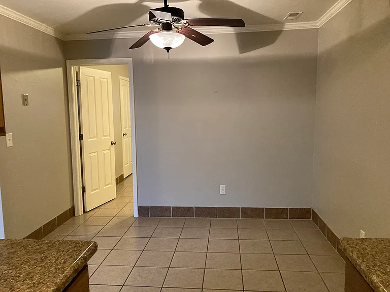 2520 N Cole St #4 — Photo 18