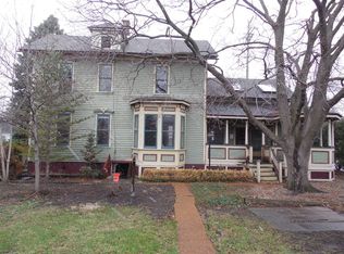 223 N Bothwell St, Palatine, IL 60067