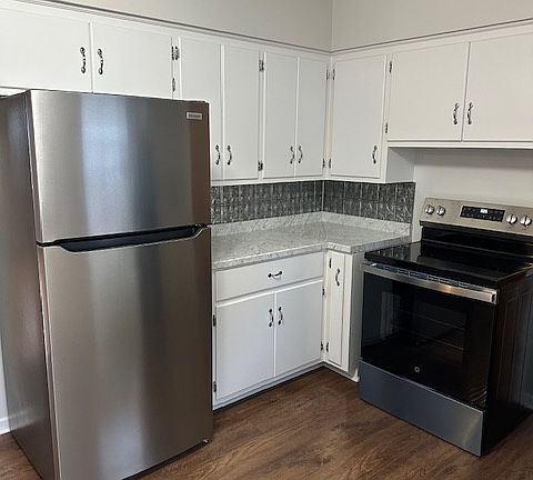 4th image of 1106 Haynes St APT 3