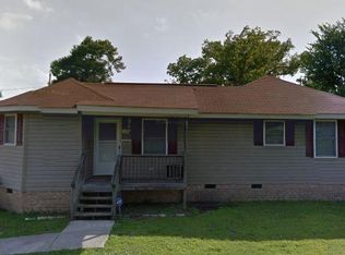 317 Edwards St, Franklin, VA 23851