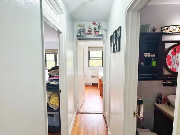 2705 Kings Highway image 18 of 20