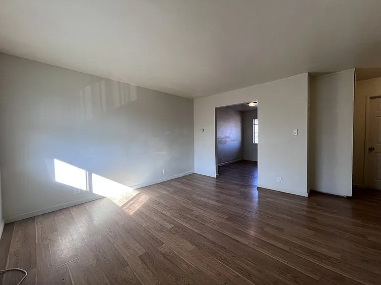 3720 Astoria St #7 — Photo 9