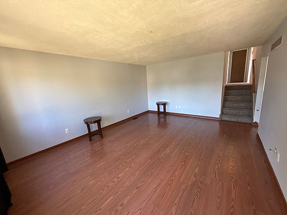 2nd image of 28610 Leona St